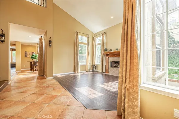 $1,699,999 | 574 Oak Tree Court, Simi Valley, CA 93065