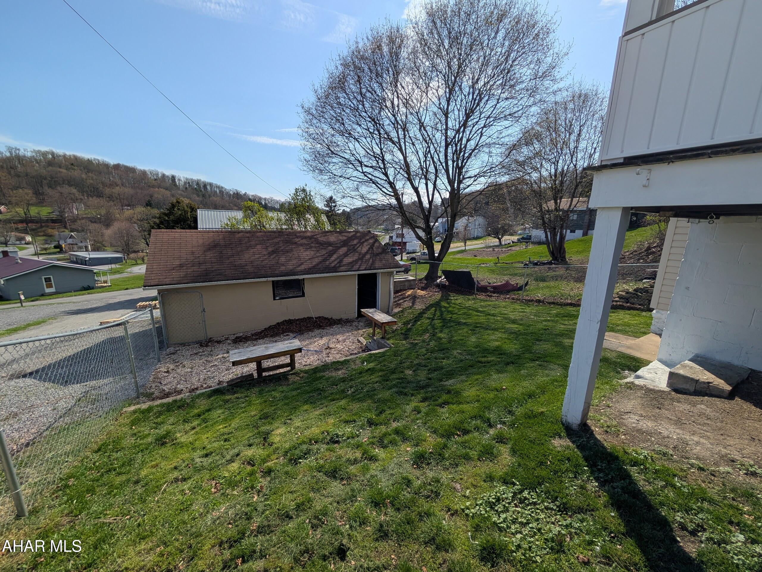 809 Beech Avenue Patton, PA 16668 - Photo 5 of 29