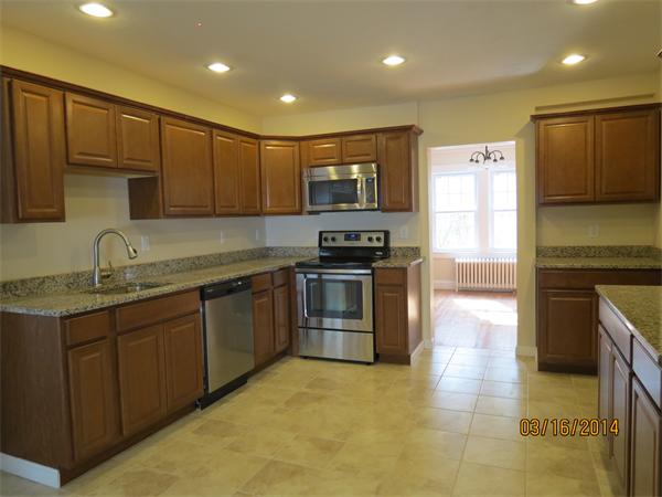 22 Garden Road Lowell, MA 01852 - Photo 2 of 16 Gallery Image 2