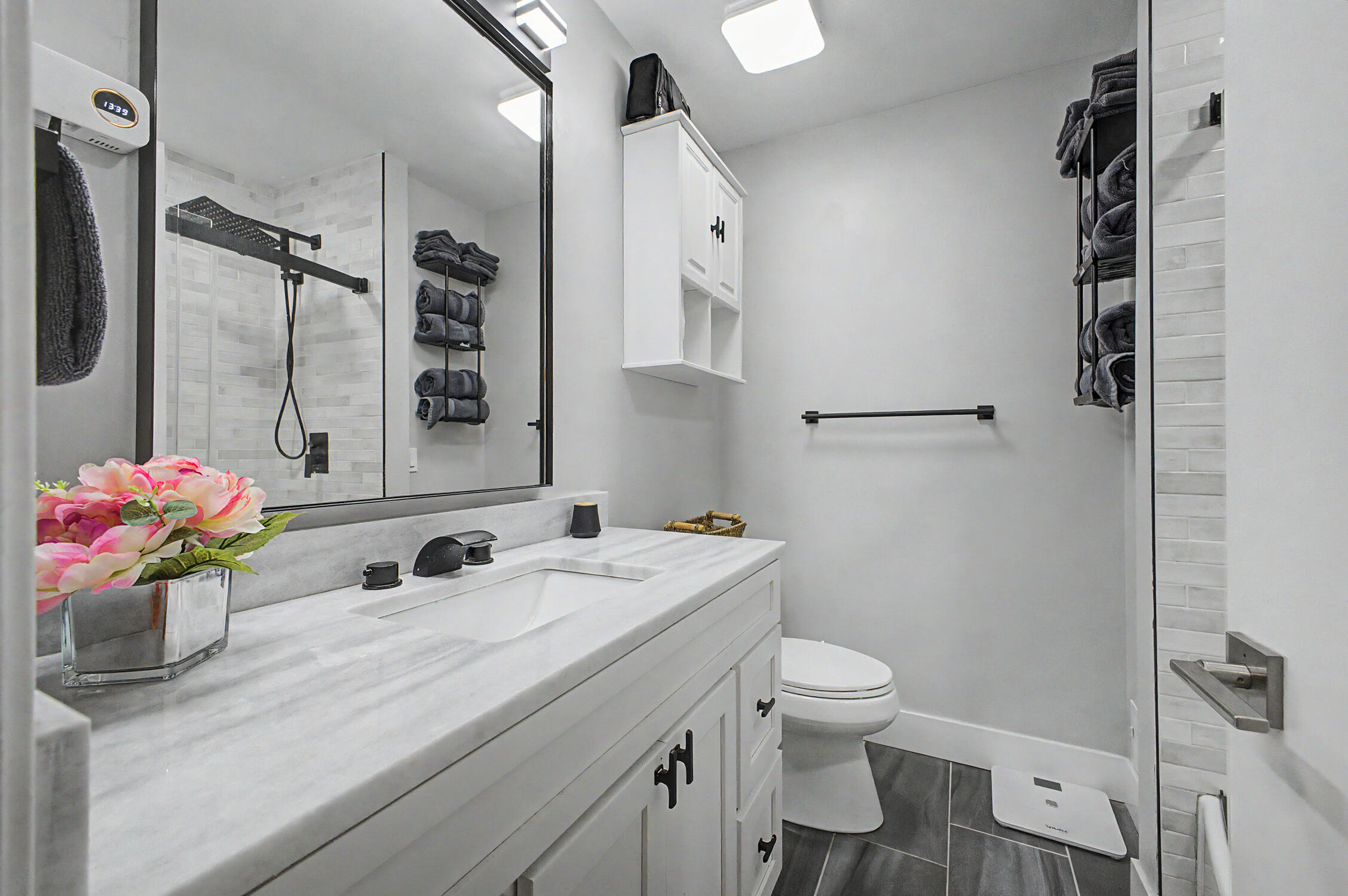 22440 Mill Road Novi, MI 48375 - Photo 8 of 39 09