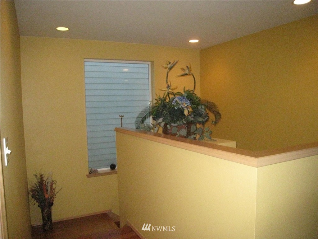 19910 101st Avenue Southeast Renton, WA 98055 - Photo 18 of 25 Gallery Image 18