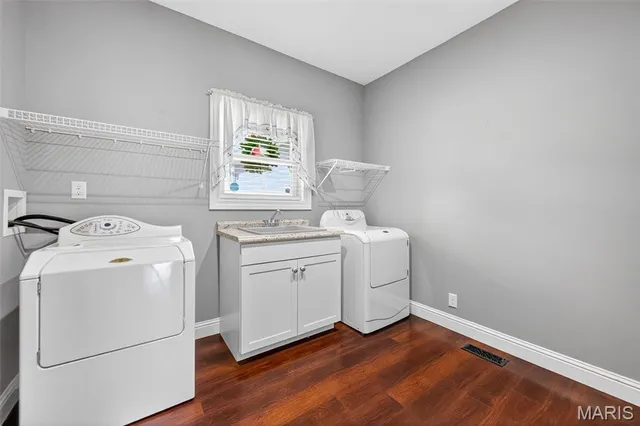 $625,000 | 4915 Butler Hill Road, St. Louis, MO 63128