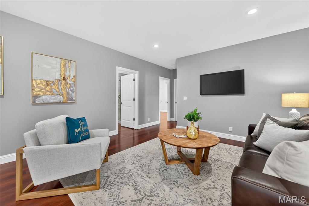 4915 Butler Hill Road St. Louis, MO 63128 - Photo 41 of 54