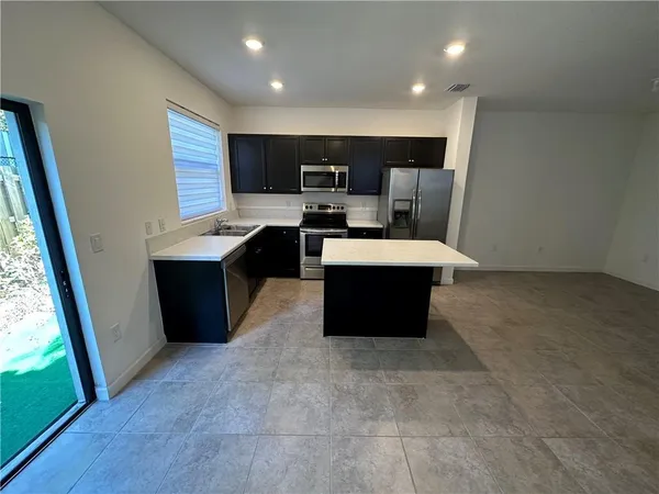 $3,000 | 377 Northeast 208th Terrace, Unit 377, Miami, FL 33179