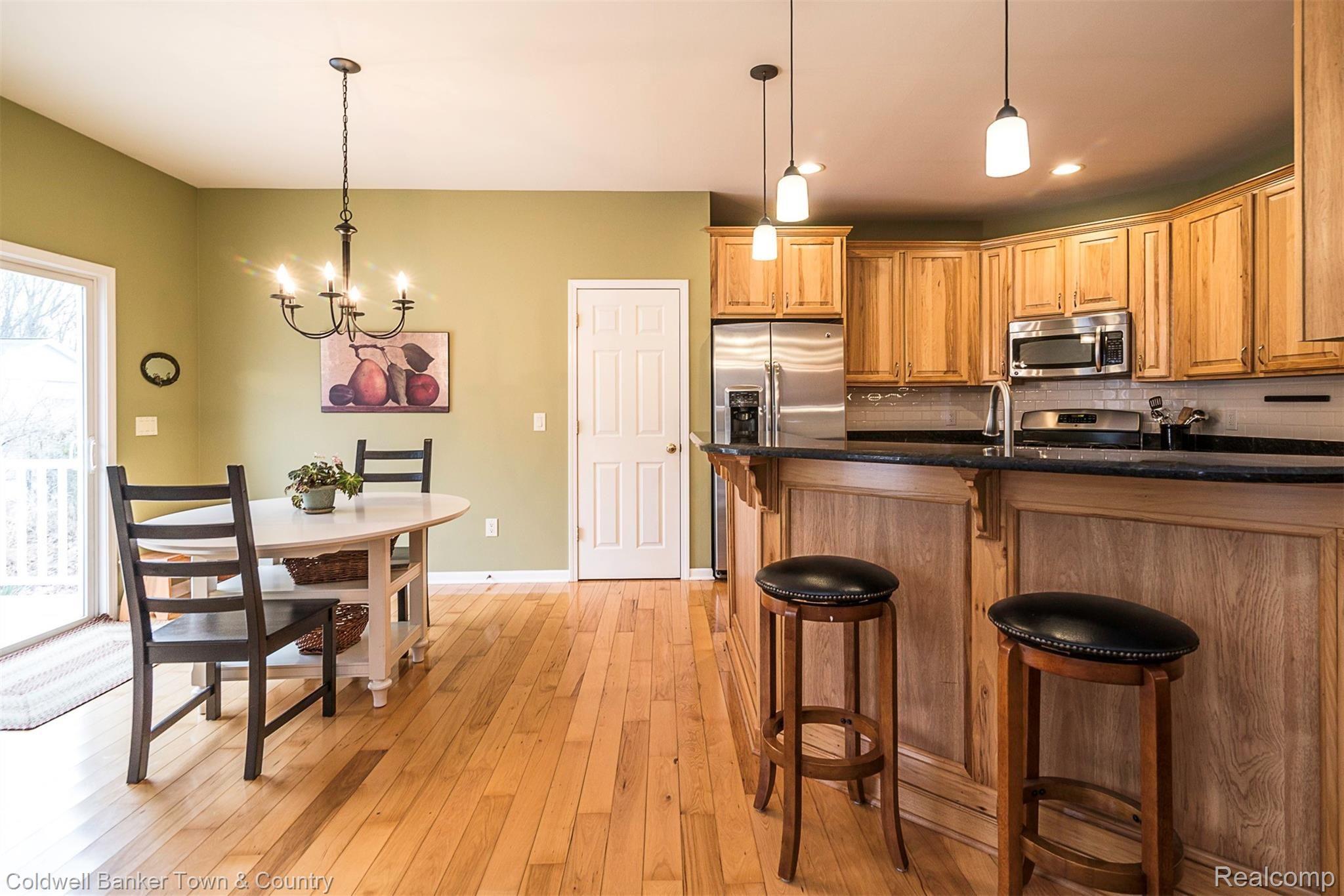 812 North Hughes Road Howell, MI 48843 - Photo 18 of 60 DSC_0844.jpg