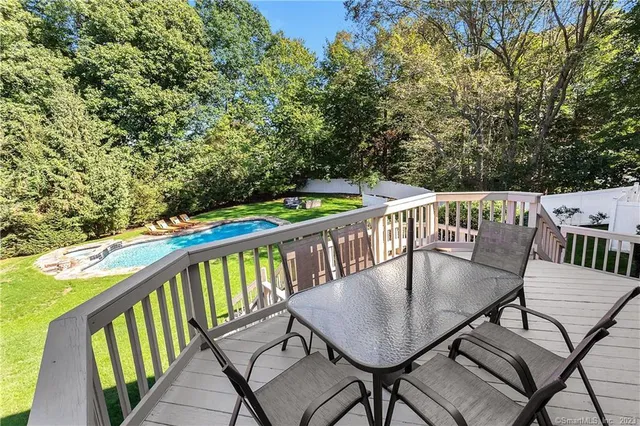 $23,000 | 10 Echo Lane, Fairfield, CT 06825