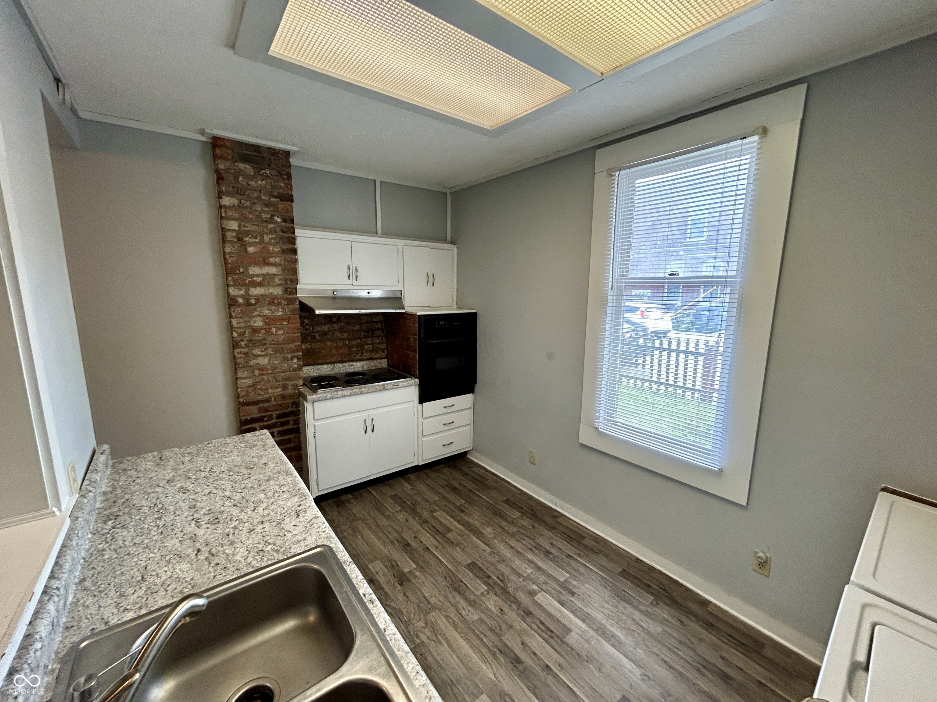 639 Stevens Street Indianapolis, IN 46203 - Photo 18 of 30