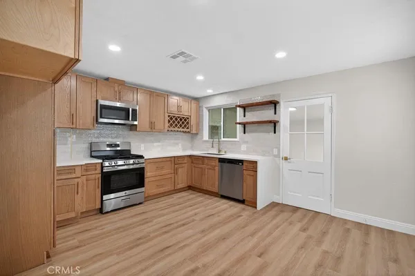$1,050,000 | 4392 Elm Avenue, Long Beach, CA 90807