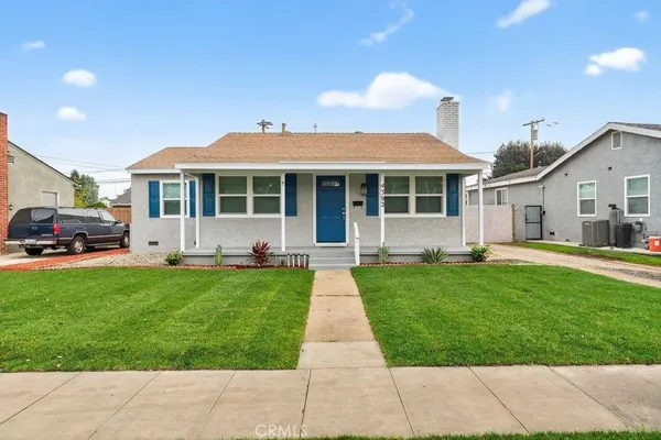 $1,050,000 | 4392 Elm Avenue, Long Beach, CA 90807