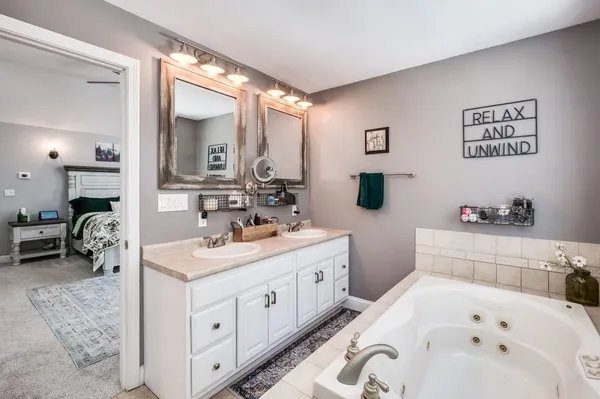 $599,000 | 185 White Mountain Highway, Milton, NH 03851