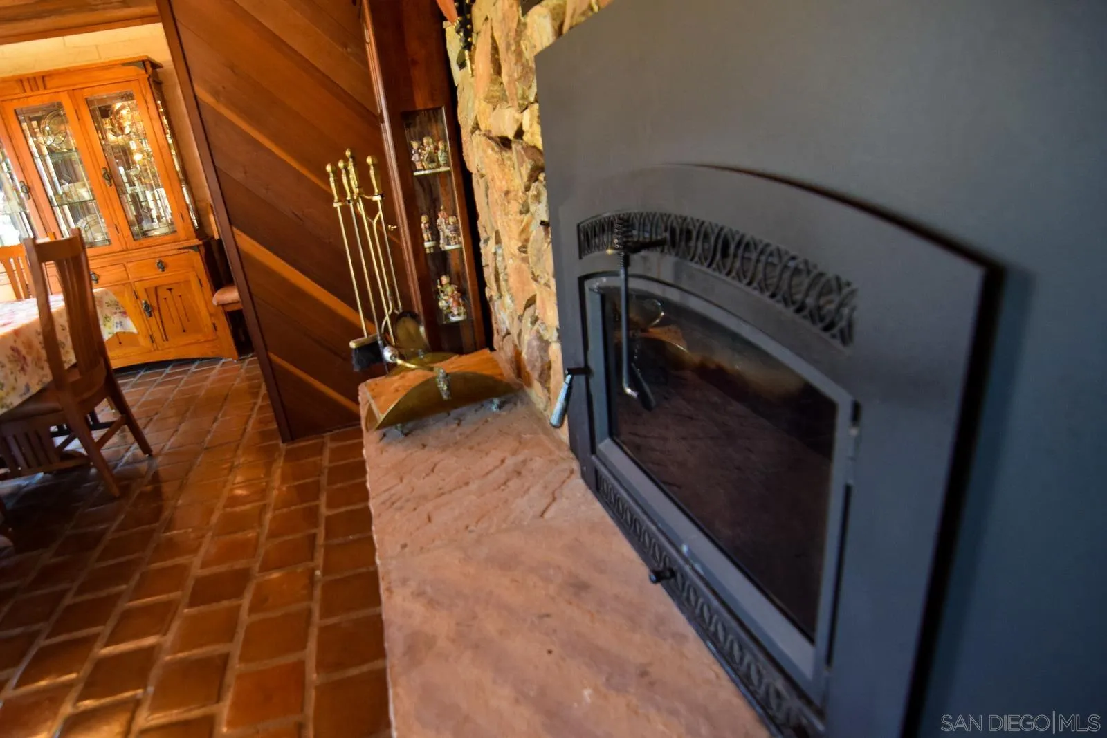 23684 Viejas Grade Road Descanso, CA 91916 - Photo 13 of 54 a utility room with dryer and washer