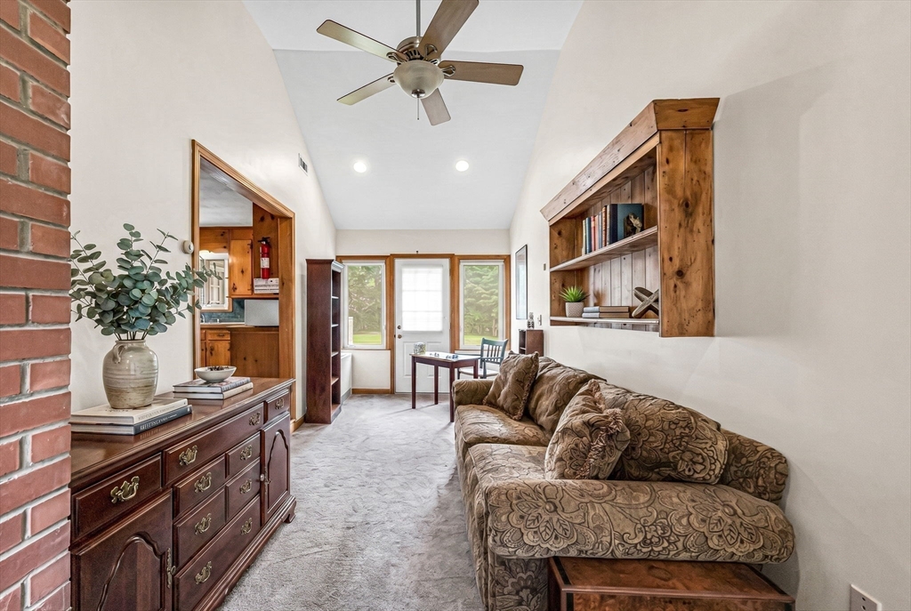 296 Pease Road East Longmeadow, MA 01028 - Photo 21 of 42