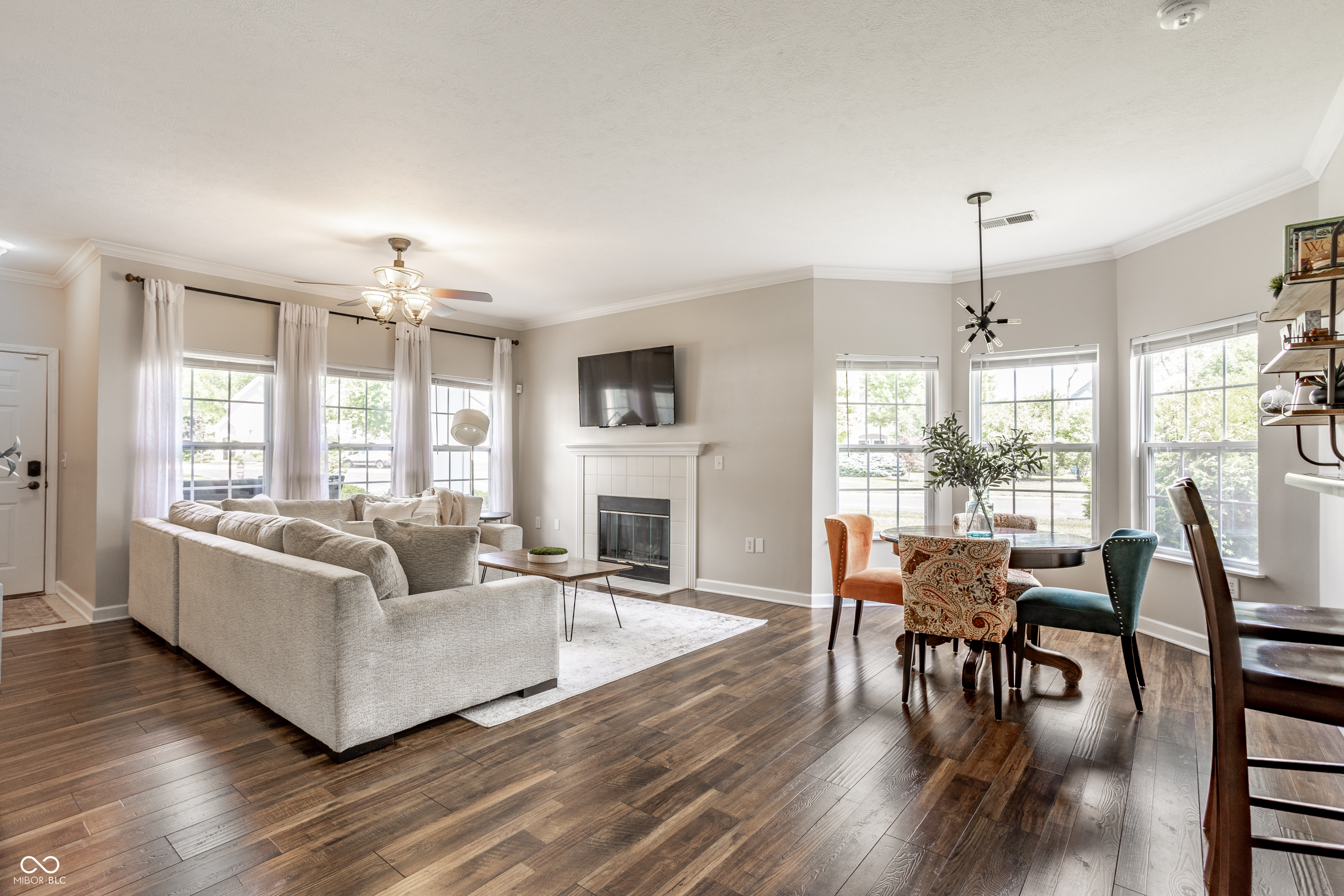 9681 Rialto Trail Carmel, IN 46280 - Photo 4 of 25