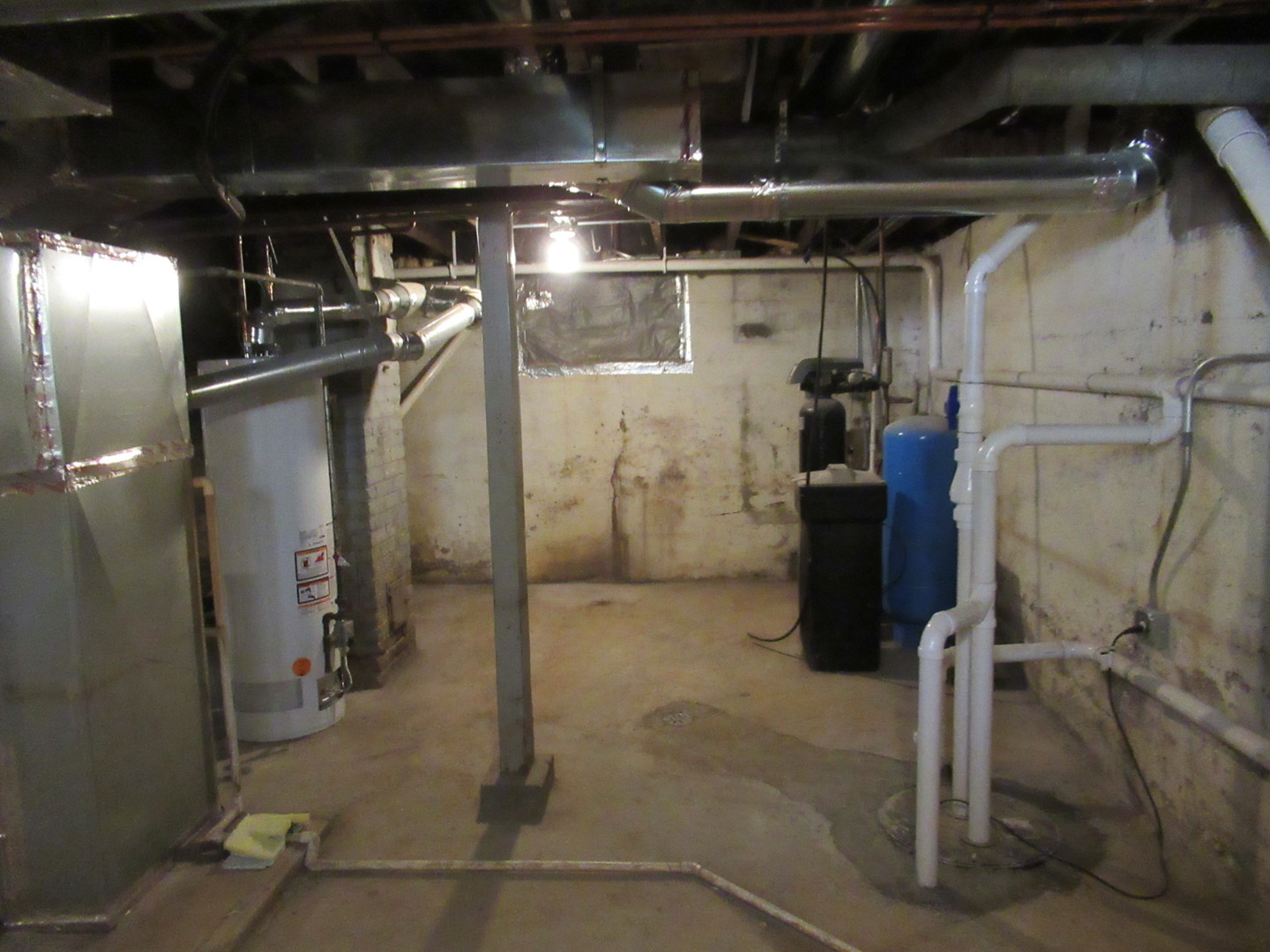 381 Sullivan Road North Aurora, IL 60542 - Photo 24 of 29 a view of water heater room