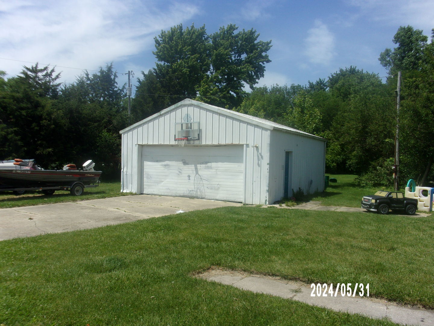 1898 County Road 1850 North Watseka, IL 60970 - Photo 8 of 25