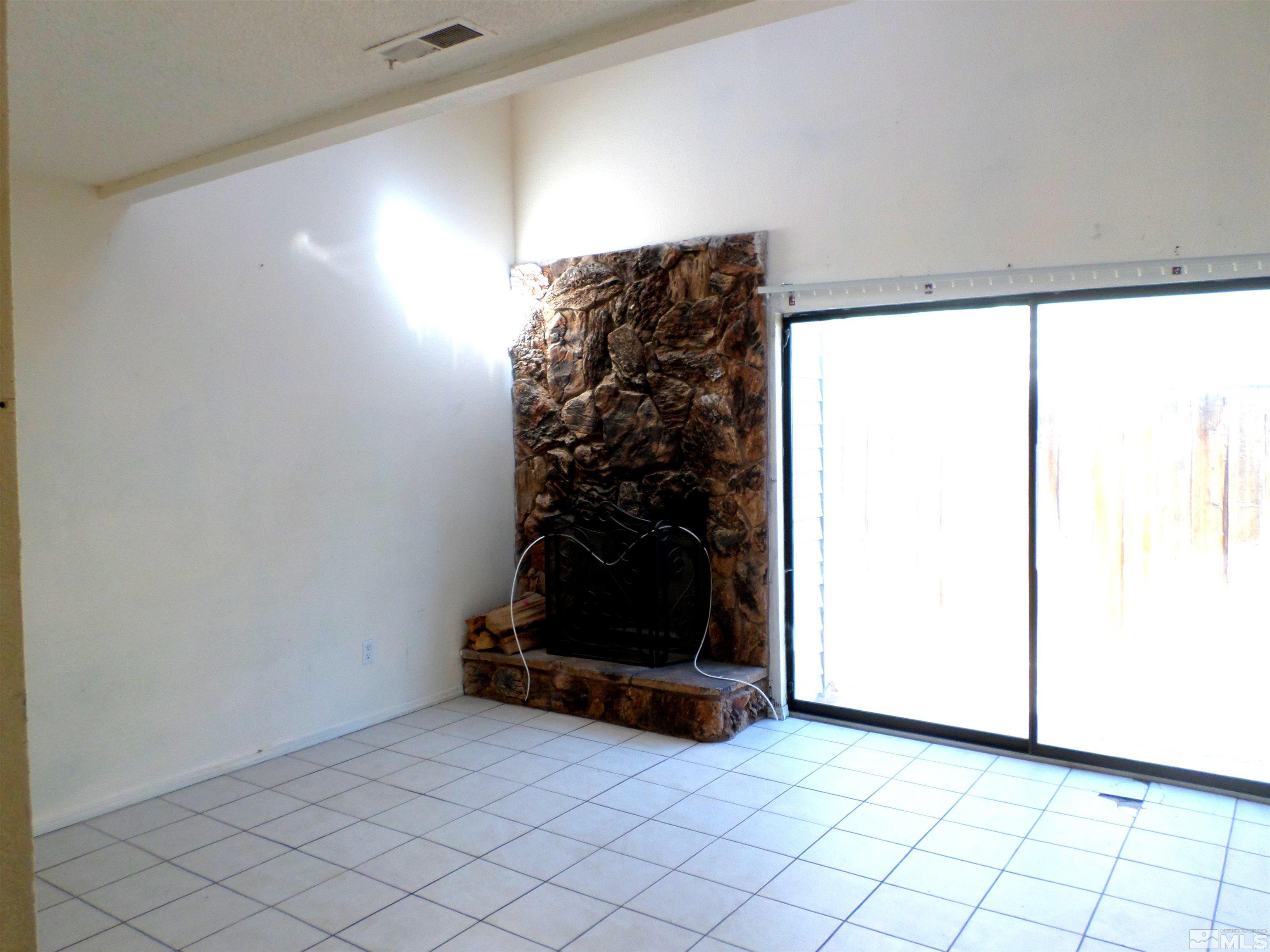 13872 Lear Boulevard Reno, NV 89506 - Photo 13 of 36 Photo 13
