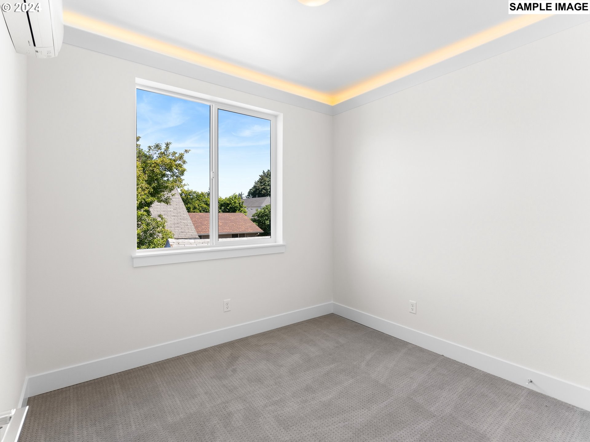 4264 Southeast 37th Avenue, Unit 4 Portland, OR 97202 - Photo 11 of 19
