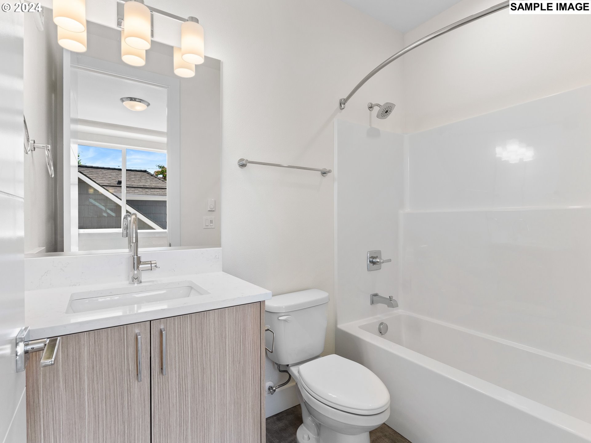 4264 Southeast 37th Avenue, Unit 4 Portland, OR 97202 - Photo 14 of 19