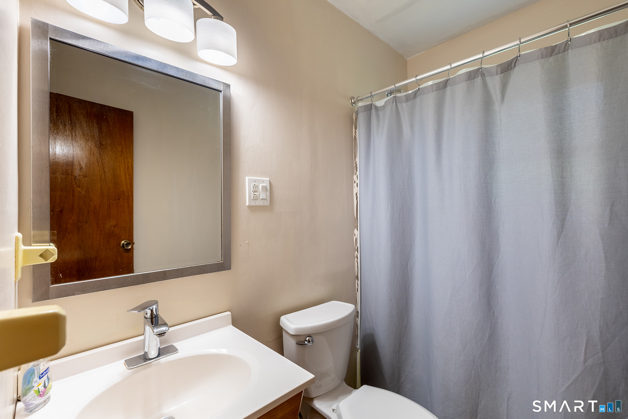 476 Derby-Milford Road Orange, CT 06477 - Photo 20 of 33