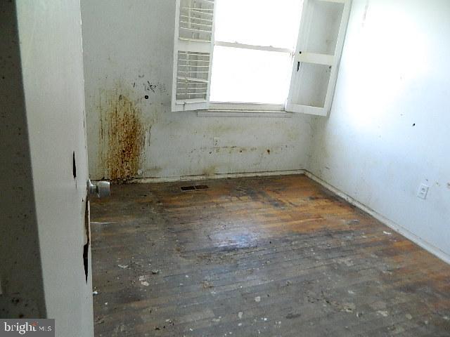 716 Mansfield Road Essex, MD 21221 - Photo 14 of 27 Gallery Image 14