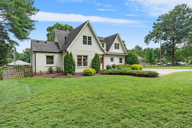 $1,310,000 | 3626 Robin Road, Nashville, TN 37204