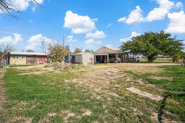 $100,000 | 2304 County Road 7630, Lubbock, TX 79423