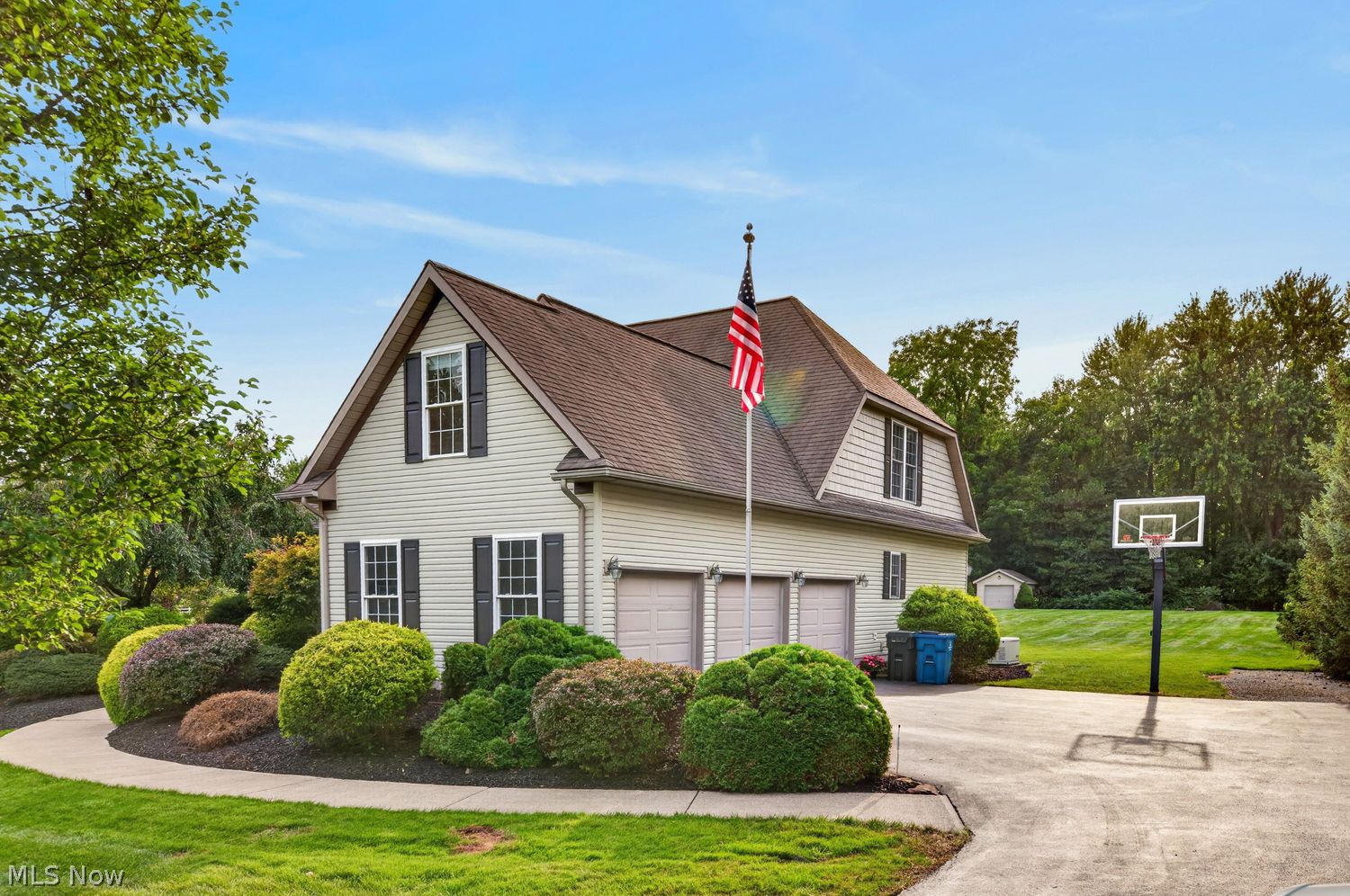 7996 Rice Road Amherst, OH 44001 - Photo 5 of 40 Gallery Image 5