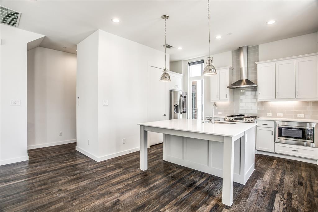 2180 Bennett Avenue, Unit 206 Dallas, TX 75206 - Photo 8 of 21