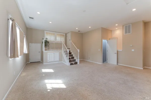 $779,000 | 1260 Sequoia Plaza, Ukiah, CA 95482