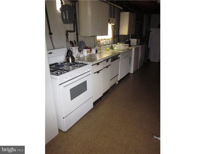9006 Cloverly Road Philadelphia, PA 19136 - Photo 14 of 24 Gallery Image 14