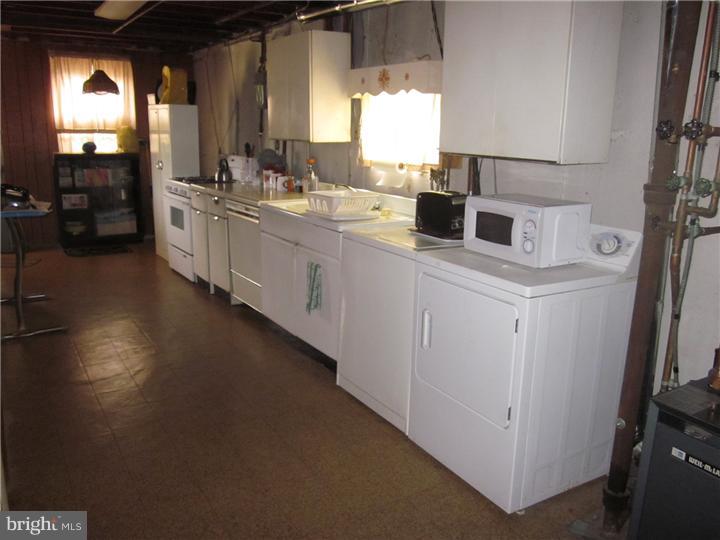 9006 Cloverly Road Philadelphia, PA 19136 - Photo 17 of 24 Gallery Image 17