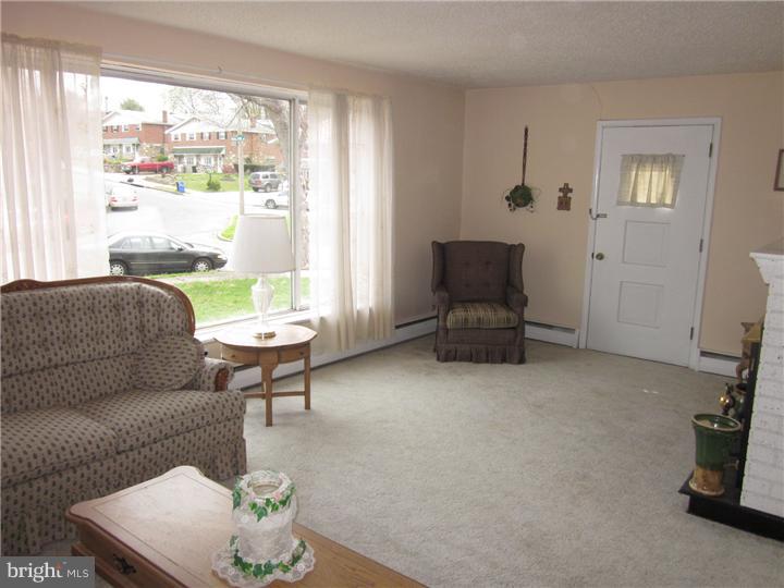 9006 Cloverly Road Philadelphia, PA 19136 - Photo 19 of 24 Gallery Image 19