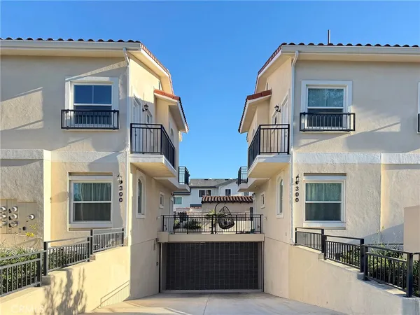 $819,000 | 300 East Alhambra Road, Unit E, Alhambra, CA 91801