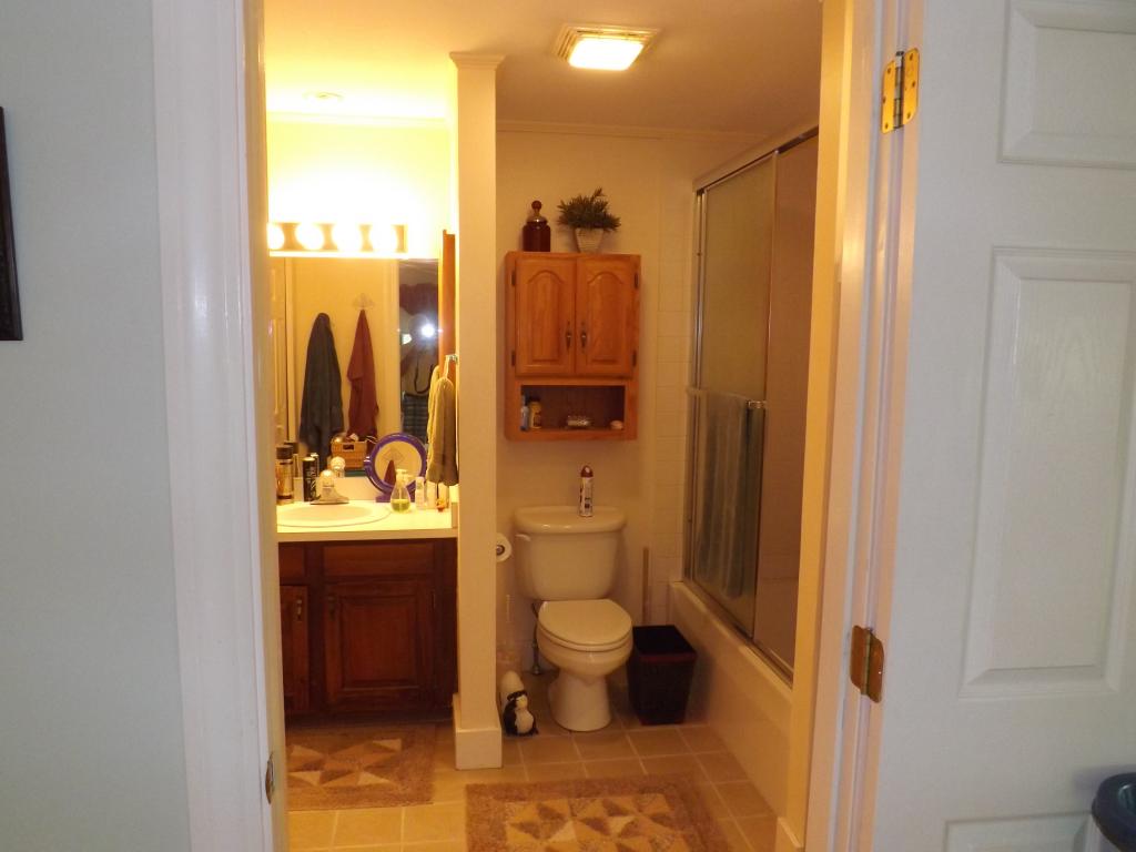 355 Lyman Batchelder Road, Unit SB8A Hartford, VT 05059 - Photo 19 of 29 Gallery Image 19