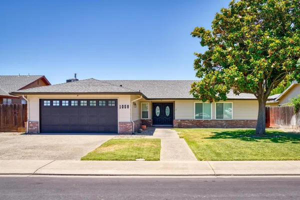 $629,000 | 1059 Souza Boulevard, Manteca, CA 95336