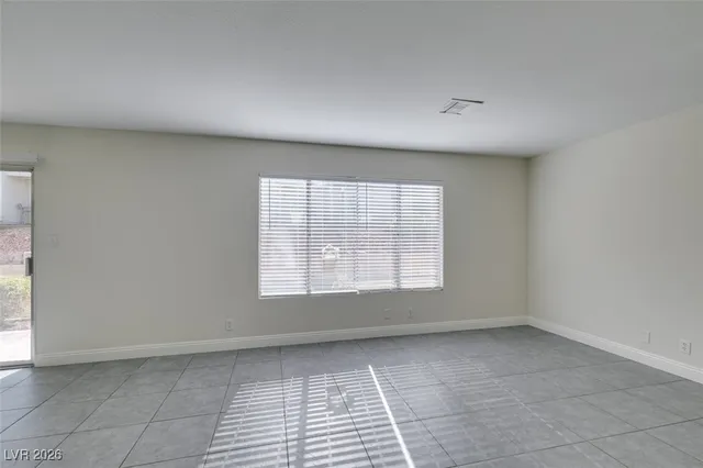 $1,600 | 764 Lawrence Drive, Henderson, NV 89015