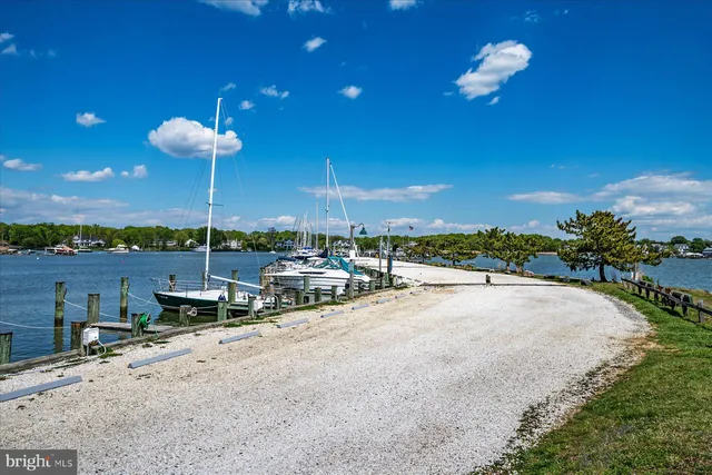 $800,000 | 298 Edgemere Drive, Annapolis, MD 21403