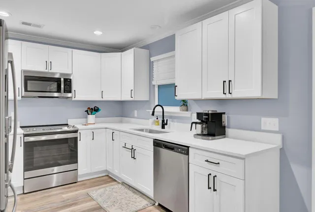 $485,000 | 5717 Chaplins Landing Road, Hollywood, SC 29449