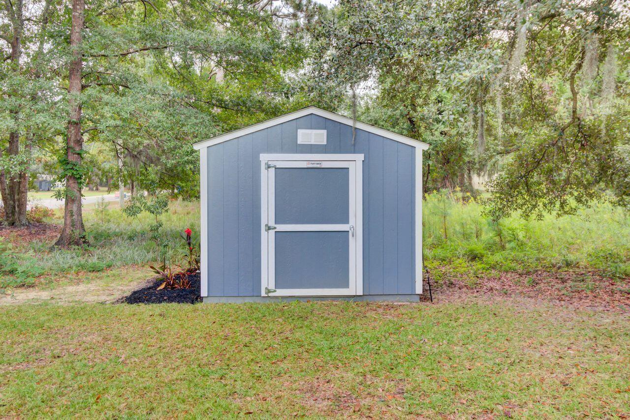 5717 Chaplins Landing Road Hollywood, SC 29449 - Photo 39 of 46 Shed/Side Yard