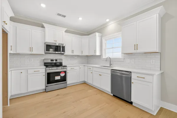 $633,800 | 5609 Sinclair Street, Murfreesboro, TN 37127