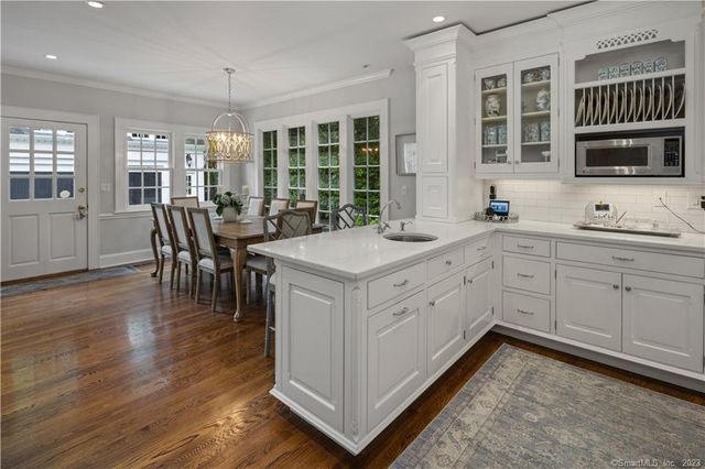 $3,295,000 | 339 Old Norwalk Road, New Canaan, CT 06840