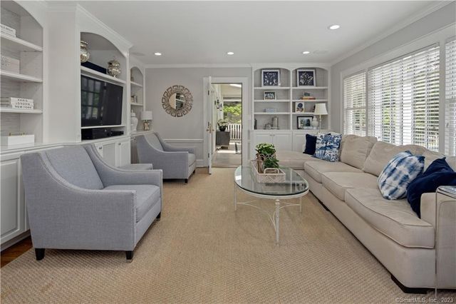 $3,295,000 | 339 Old Norwalk Road, New Canaan, CT 06840