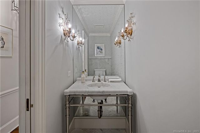 $3,295,000 | 339 Old Norwalk Road, New Canaan, CT 06840