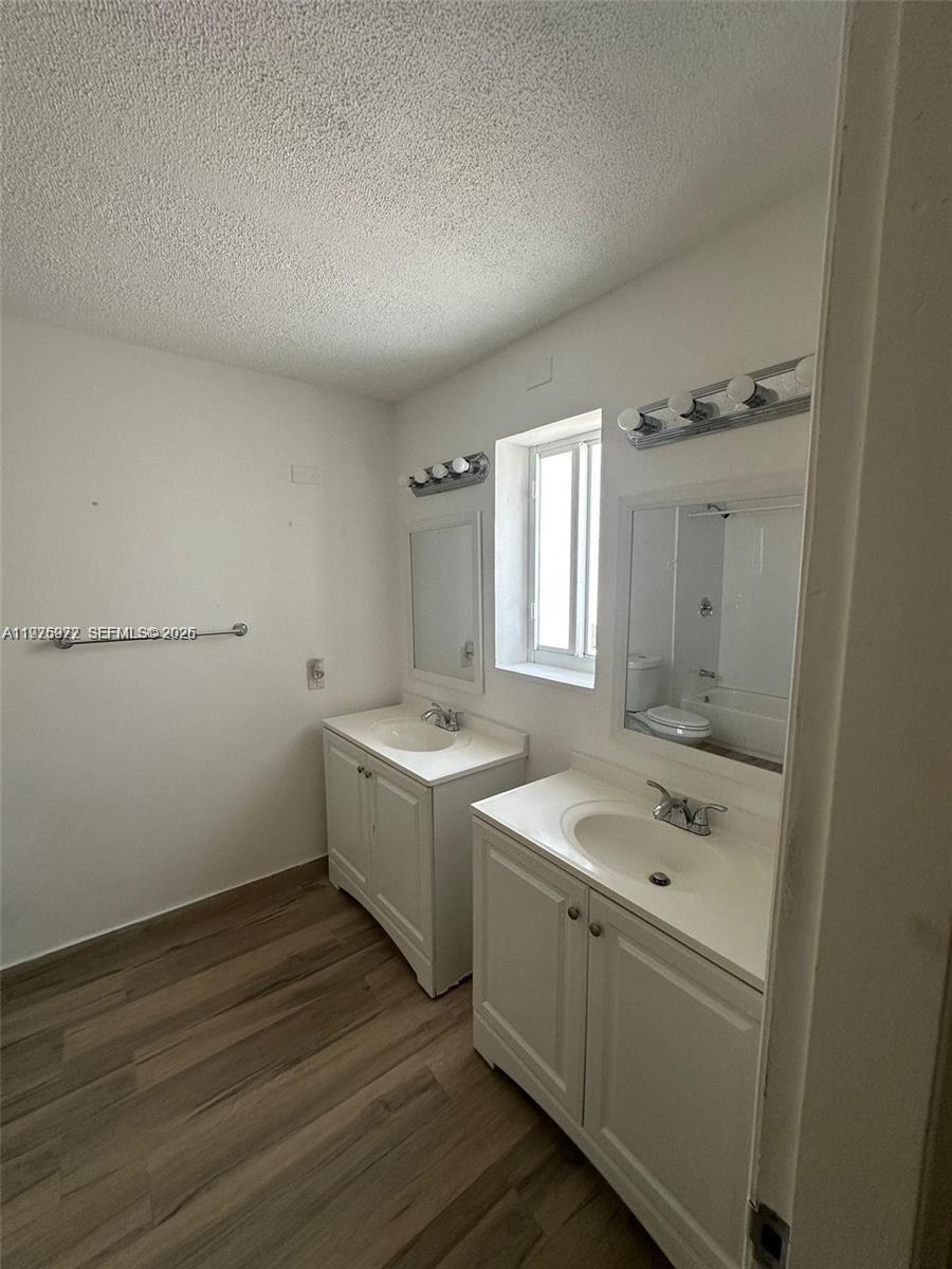 720 Southwest 7th Avenue, Unit 2 Hallandale Beach, FL 33009 - Photo 4 of 7