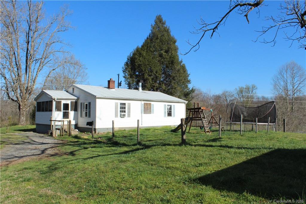 2013 Union Road Rutherfordton, NC 28139 - Photo 3 of 21 a front view of a house with a yard