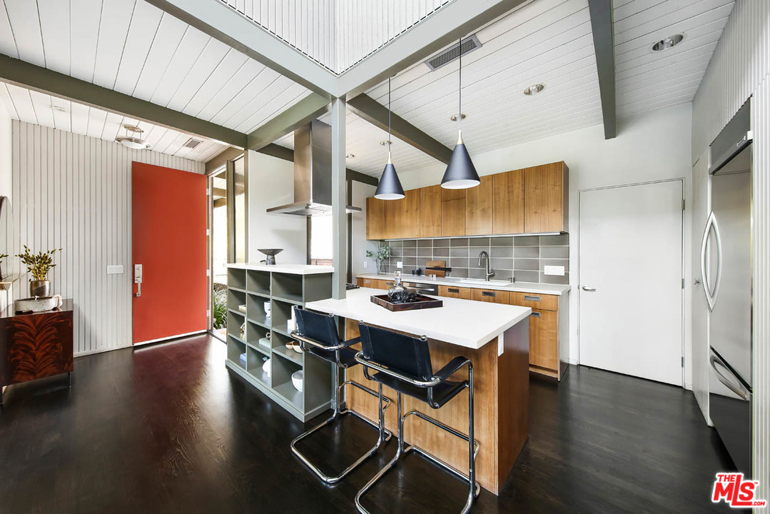 3022 Windsor Avenue Los Angeles, CA 90039 - Photo 11 of 37