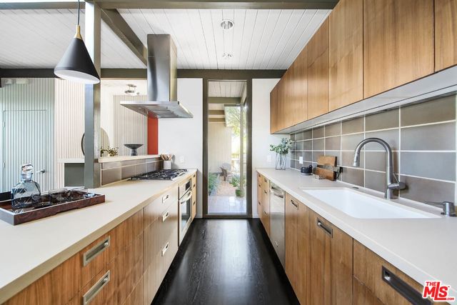 $2,075,000 | 3022 Windsor Avenue, Los Angeles, CA 90039