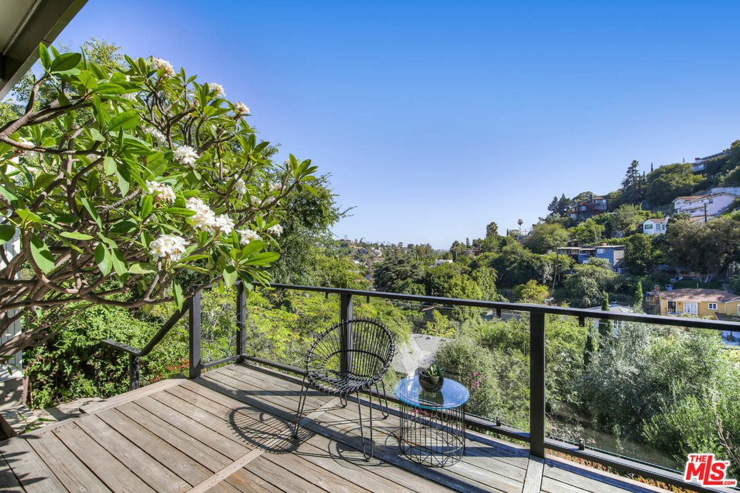 3022 Windsor Avenue Los Angeles, CA 90039 - Photo 31 of 37