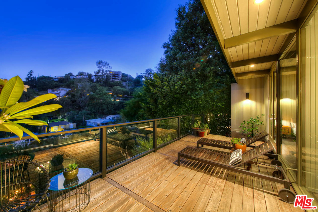 3022 Windsor Avenue Los Angeles, CA 90039 - Photo 35 of 37