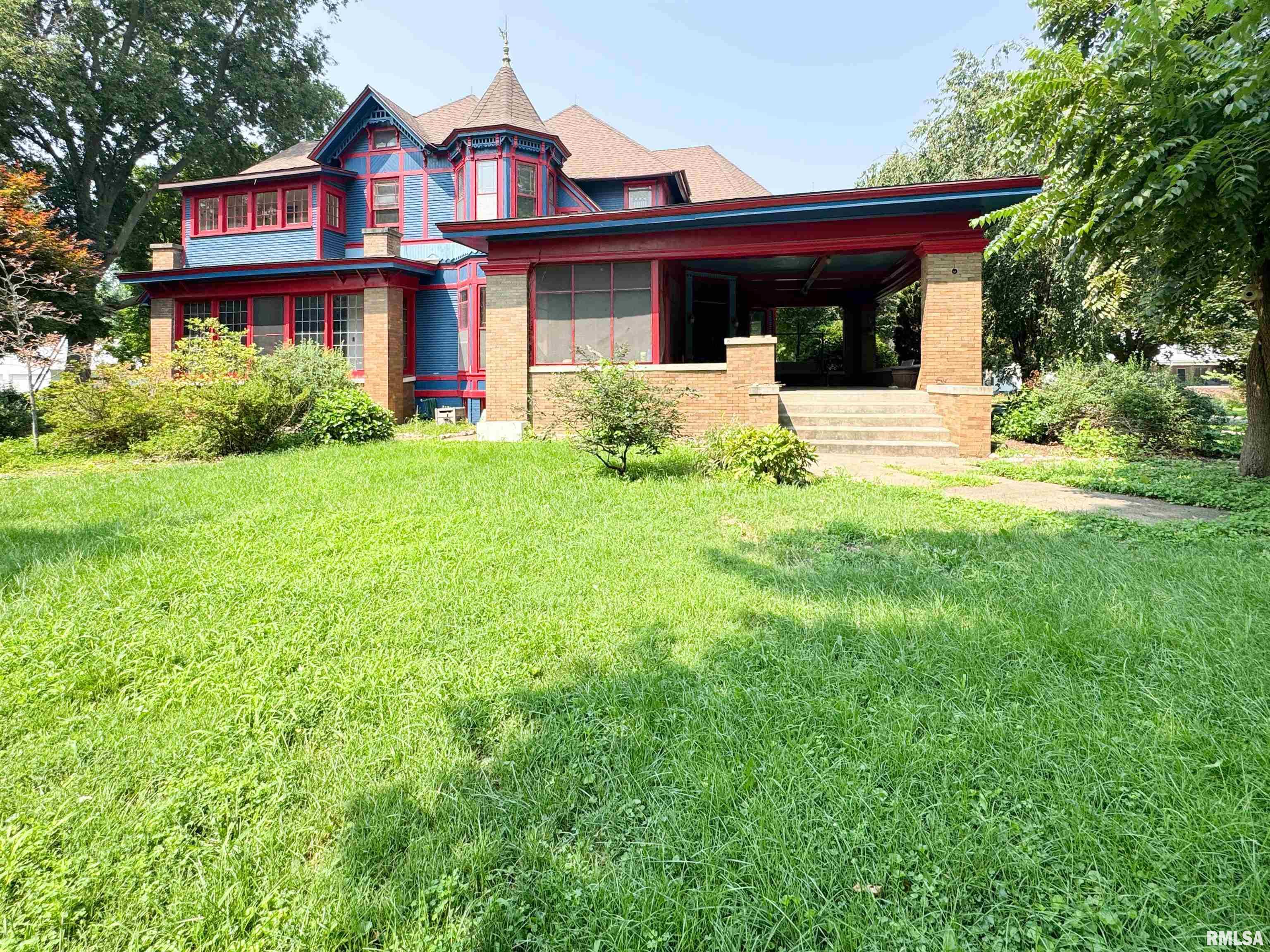 202 West 3rd Street Delavan, IL 61734 - Photo 2 of 53